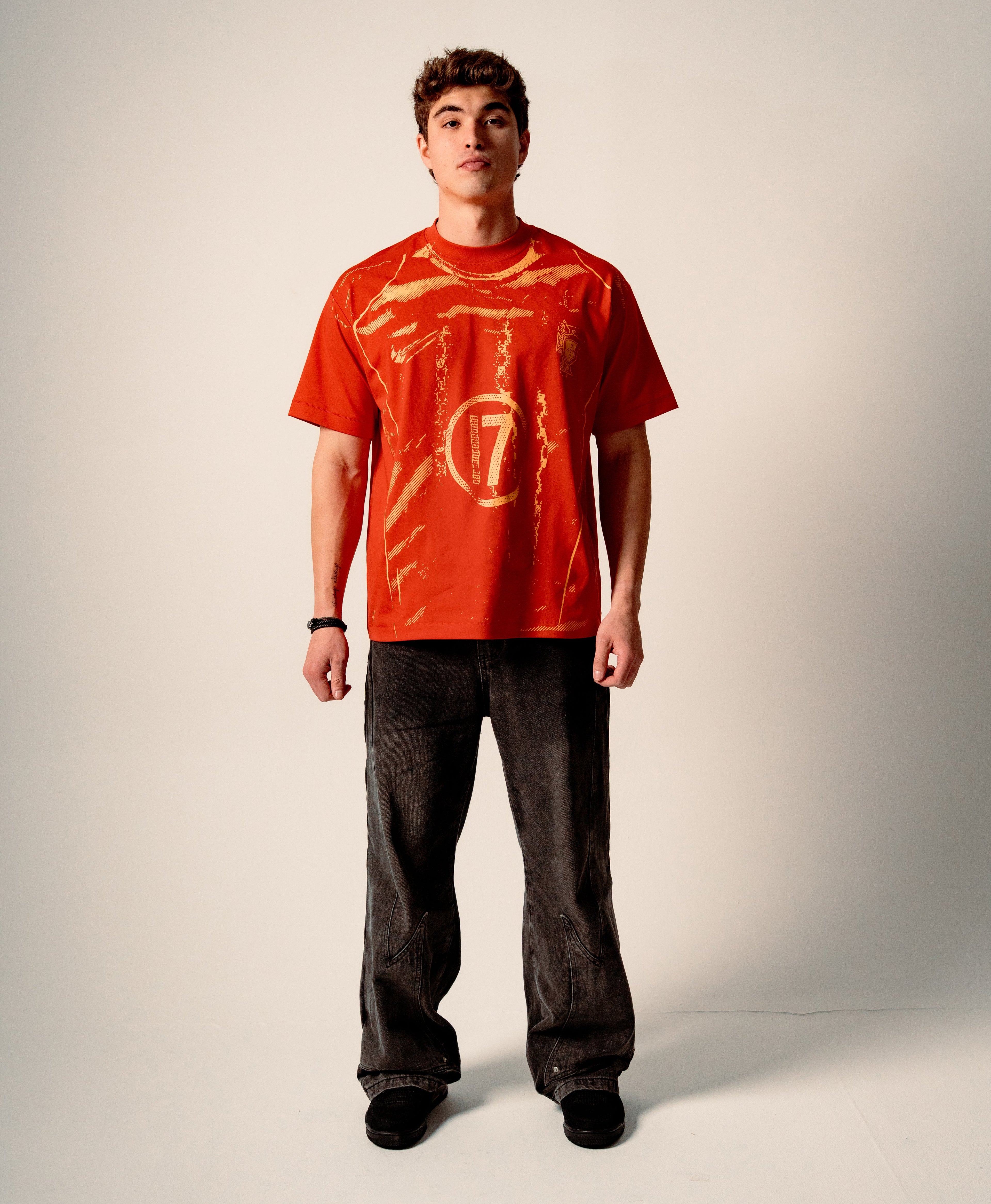 PORTUGAL 04' TEE