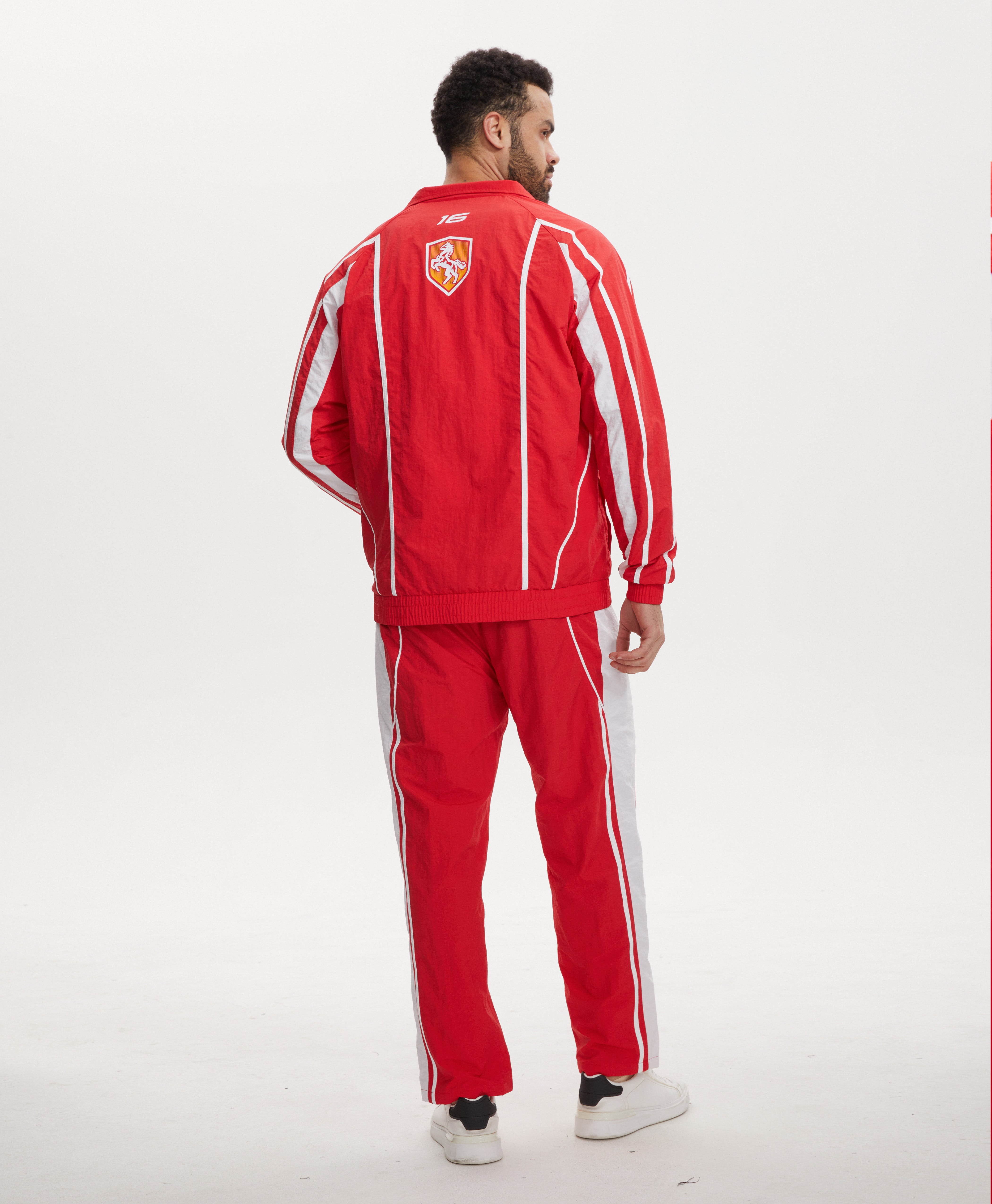 16 TRACKPANT