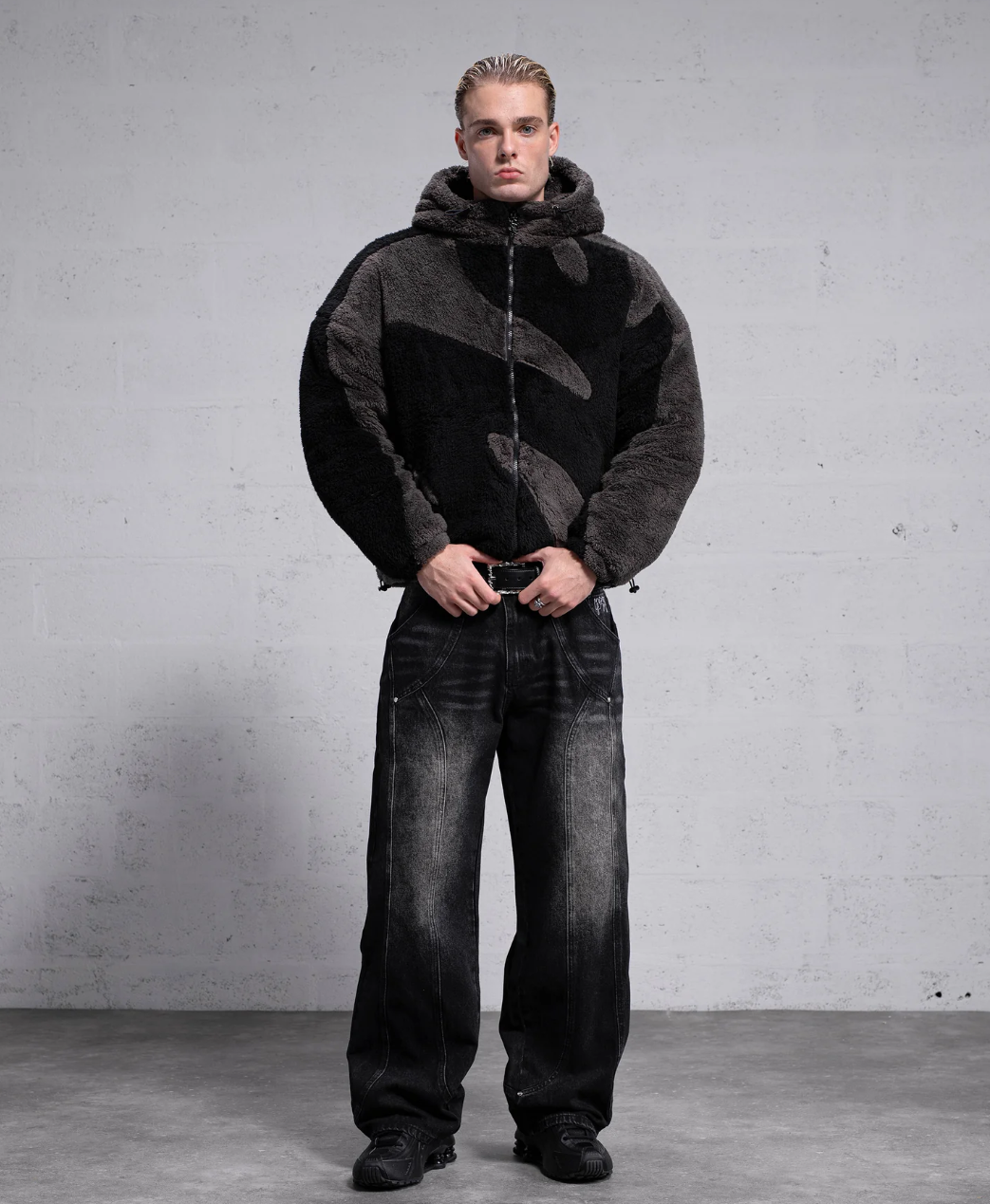 Fluffy Sherpa Jacket - Black