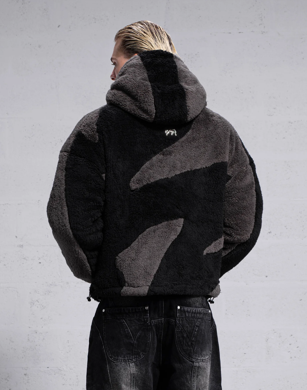 Fluffy Sherpa Jacket - Black